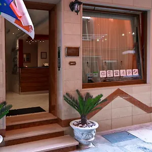 residence-eleonora.hotelinveneto.com/