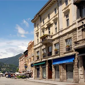 Residenza Cavour 3* Como